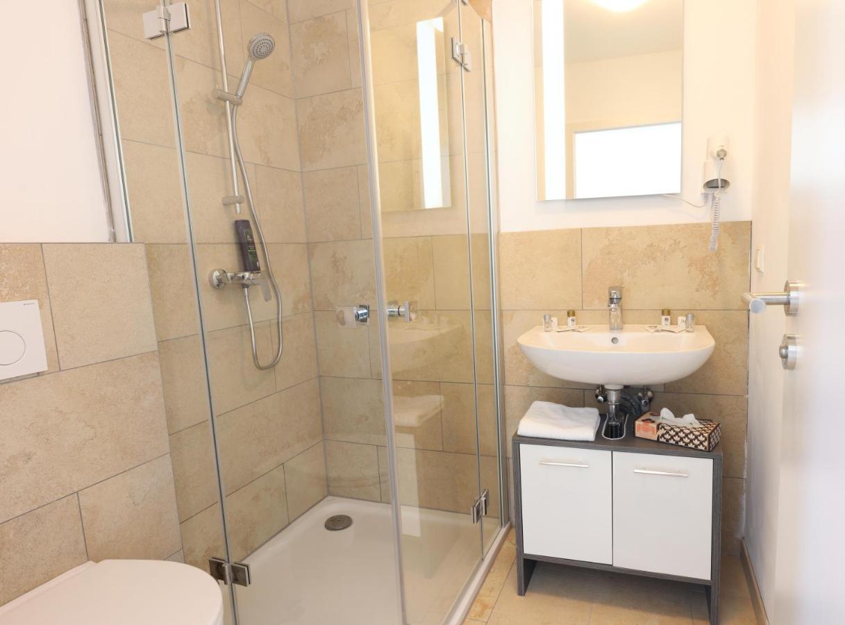 Motel Bergtheim - Self Check-In Luaran gambar